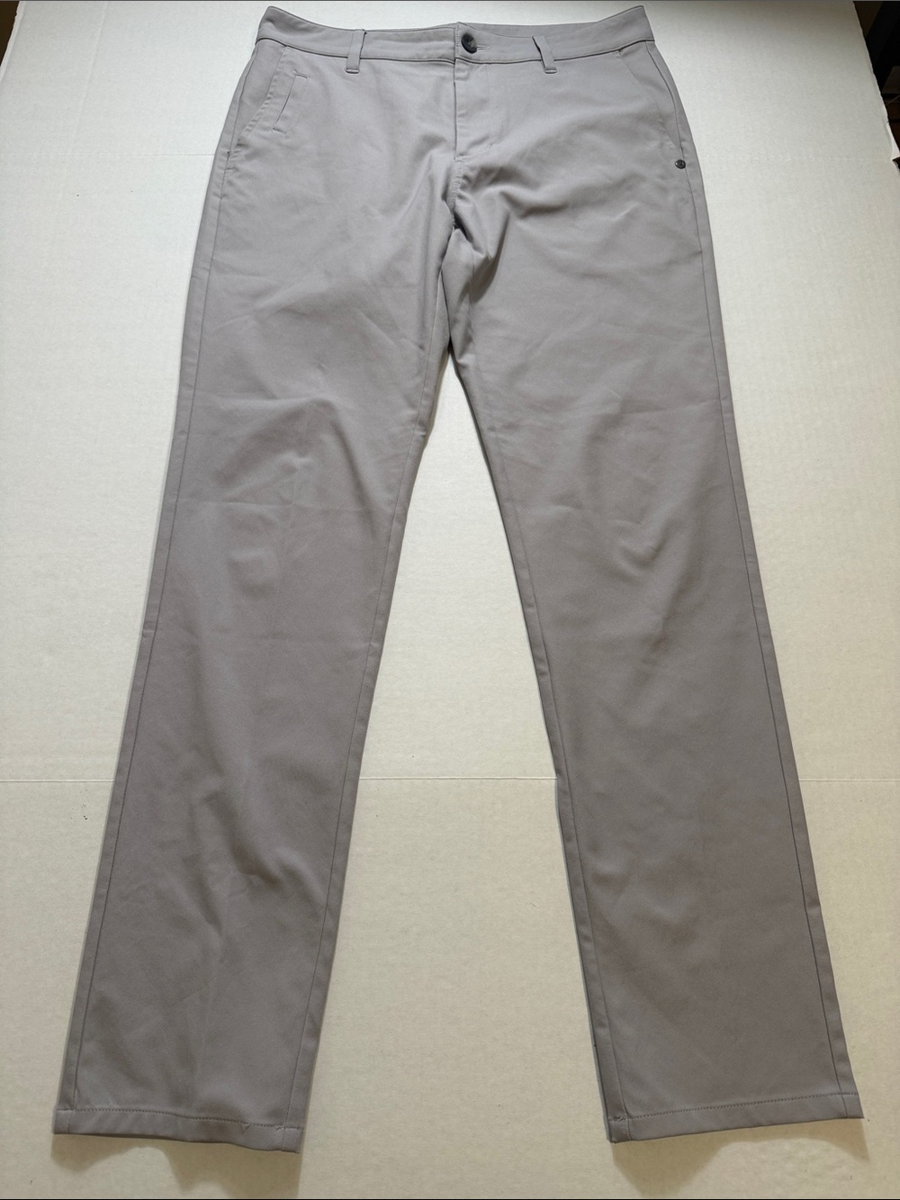 Vuori Meta Pant Athletic Slim Fit
Style V427